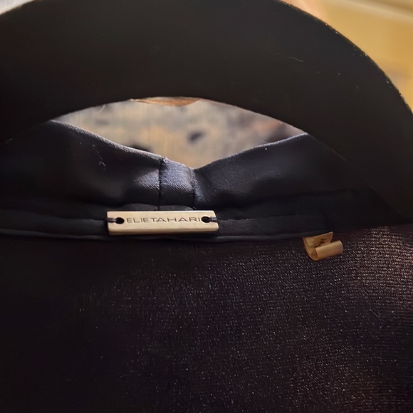 Elie Tahari Zipper Detail Navy Silk Blouse - Picture 3 of 4